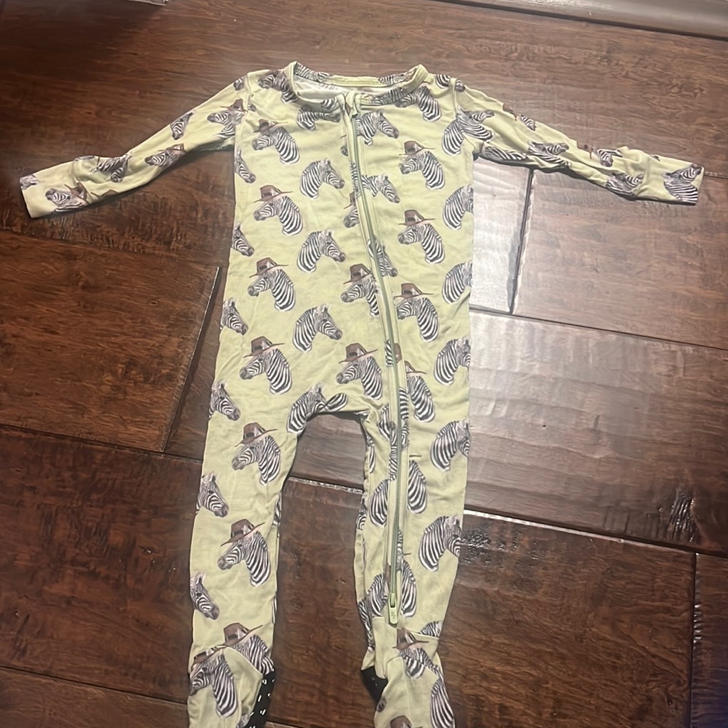 18/24 Month Posh Peanut Sleeper